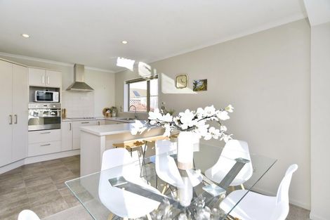 Photo of property in 3 Reeves Road, Rangiora, 7400