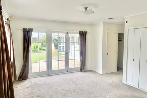 Photo of property in 44 Merriefield Avenue, Forrest Hill, Auckland, 0620