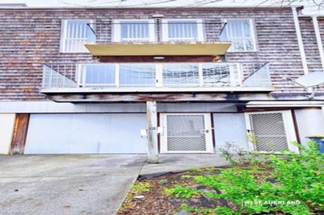 Photo of property in 12 Captain Scott Road, Glen Eden, Auckland, 0602