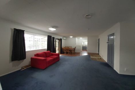 Photo of property in 124b Omata Road, Marfell, New Plymouth, 4310