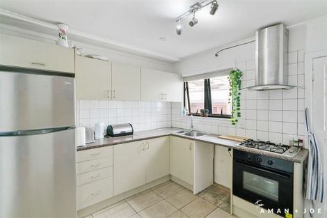 Photo of property in 22 Netherlands Avenue, Kelston, Auckland, 0602