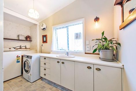 Photo of property in 16 Brook Street, Southbridge, 7602