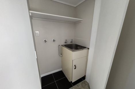 Photo of property in 12 Douglas Street, Levin, 5510