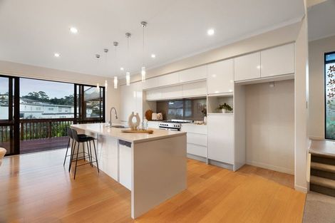 Photo of property in 43 Hornbill Drive, Fairview Heights, Auckland, 0632