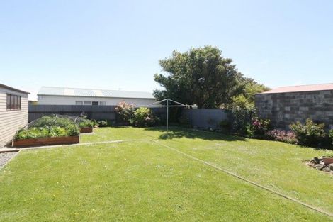 Photo of property in 15 Burns Street, Kew, Invercargill, 9812
