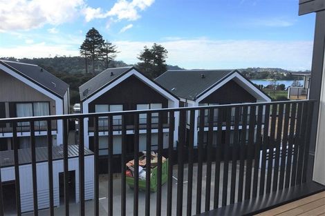 Photo of property in 84 Rangihina Road, Hobsonville, Auckland, 0616