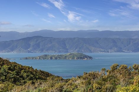 Photo of property in 37a Gurkha Crescent, Khandallah, Wellington, 6035