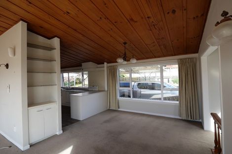 Photo of property in 5 Willis Avenue, Pukekohe, 2120