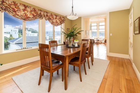 Photo of property in 4 Baring Street, Oriental Bay, Wellington, 6011
