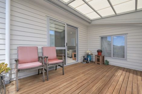 Photo of property in 11 Kamahi Crescent, Papamoa Beach, Papamoa, 3118