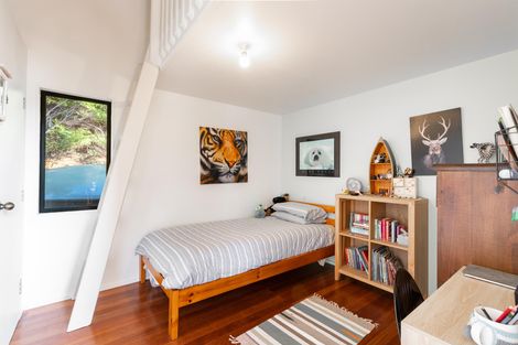 Photo of property in 8a Schoolhouse Bay Road, Kawau Island, 0920