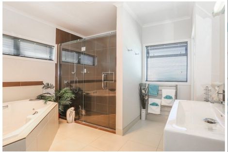 Photo of property in 1 Lindis Place, Poraiti, Napier, 4112