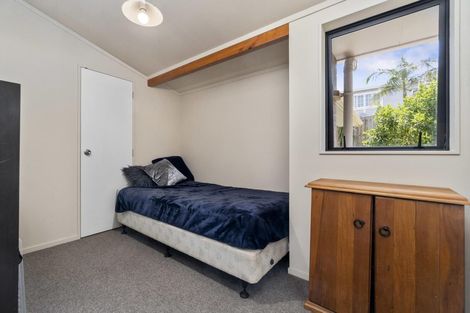 Photo of property in 95a Simpson Road, Ranui, Auckland, 0612