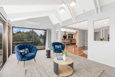 Photo of property in 55 Kahu Road, Paremata, Porirua, 5024