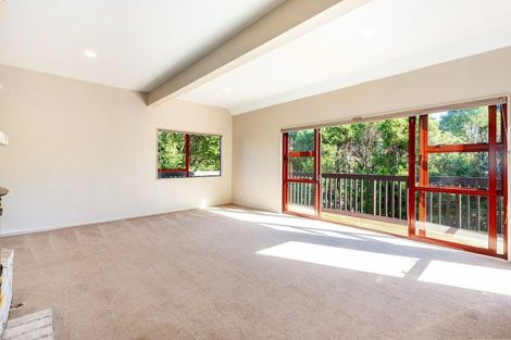 Photo of property in 16 James Cook Drive, Whitby, Porirua, 5024
