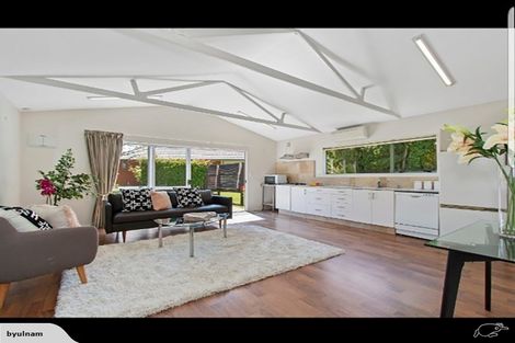 Photo of property in 6 Sealy Place, Bryndwr, Christchurch, 8053