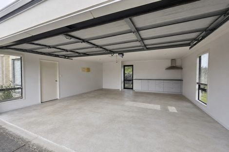 Photo of property in 109 Charles Prevost Drive, The Gardens, Auckland, 2105