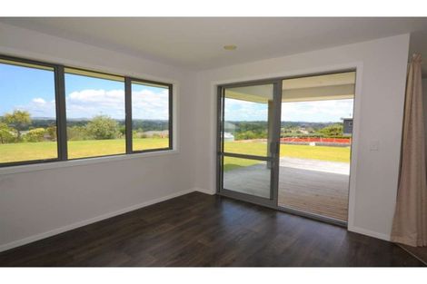 Photo of property in 4 Rarere Terrace, Kerikeri, 0230