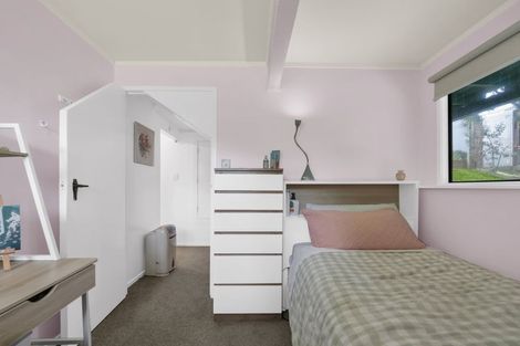 Photo of property in 100b Grand Vue Road, Kawaha Point, Rotorua, 3010