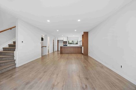 Photo of property in 26 Meritage Lane, Te Atatu South, Auckland, 0610