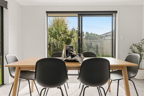Photo of property in 85 Hills View Drive, Papamoa, 3118
