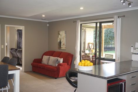 Photo of property in 15 Wimbledon Close, Nawton, Hamilton, 3200