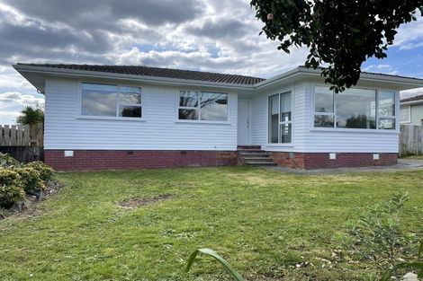 Photo of property in 19 Jupiter Street, Rosehill, Papakura, 2113
