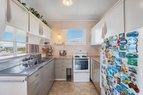 Photo of property in 23 Marcel Place, Glenfield, Auckland, 0629