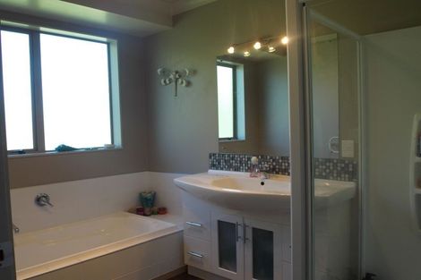 Photo of property in 235c Watershed Road, Bunnythorpe, Palmerston North, 4470