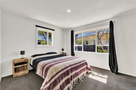 Photo of property in 28 Saint Heliers Crescent, Aranui, Christchurch, 8061