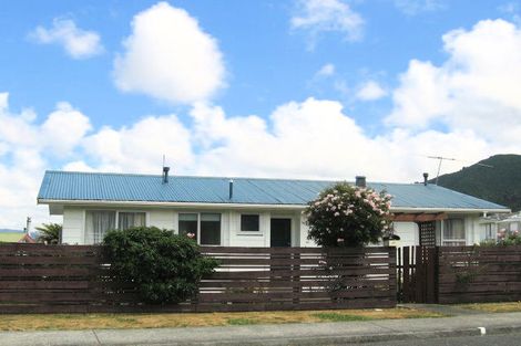 Photo of property in 1/33 Roband Crescent, Brown Owl, Upper Hutt, 5018
