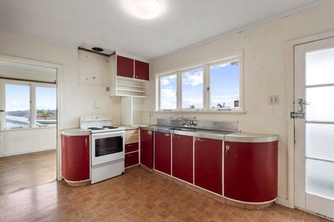 Photo of property in 128 Rosier Road, Glen Eden, Auckland, 0602