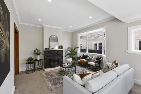 Photo of property in 135 Whites Line East, Waiwhetu, Lower Hutt, 5010