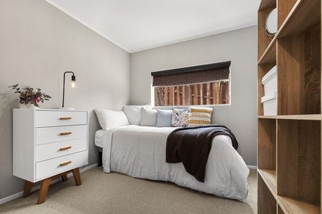 Photo of property in 4 Galloway Crescent, Farm Cove, Auckland, 2012