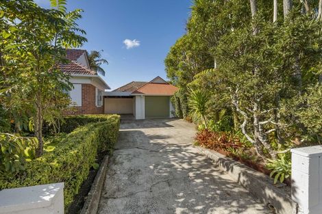Photo of property in 59 Somerset Street, Brooklands, New Plymouth, 4310