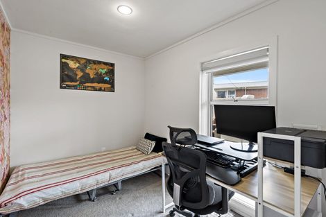 Photo of property in 3/18 Parr Terrace, Castor Bay, Auckland, 0620