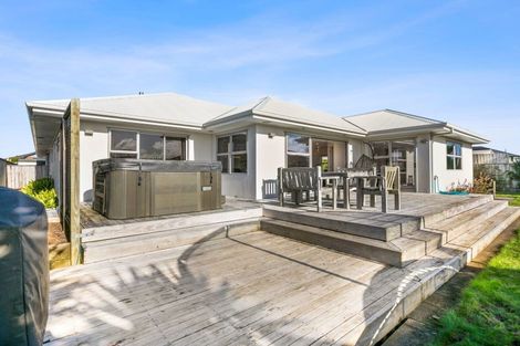 Photo of property in 6 Northpoint Way, Bell Block, New Plymouth, 4312