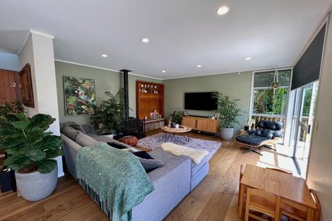 Photo of property in 32 Jonkers Road, Waitakere, Henderson, 0782