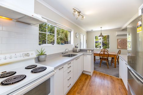 Photo of property in 5 Greenwood Close, Woodend, 7610