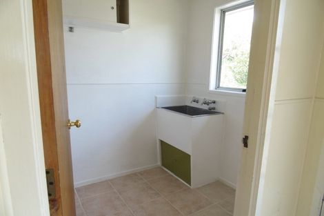 Photo of property in 372 East Coast Road, Sunnynook, Auckland, 0630