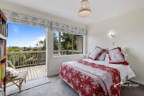 Photo of property in 2/34 Aeroview Drive, Beach Haven, Auckland, 0626