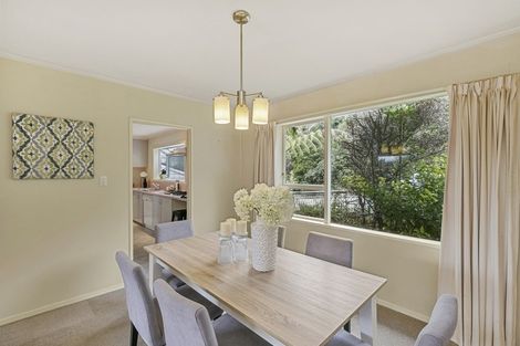 Photo of property in 17 Peterhouse Street, Tawa, Wellington, 5028