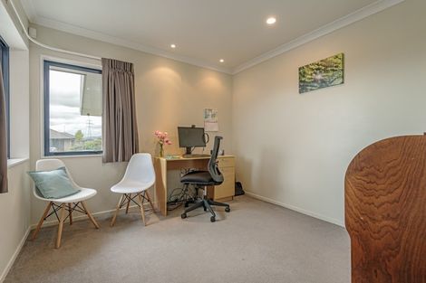 Photo of property in 186 Pacific Drive, Fitzherbert, Palmerston North, 4410