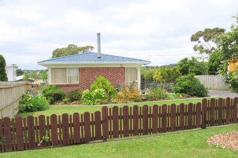 Photo of property in 112 Seymour Road, Sunnyvale, Auckland, 0612