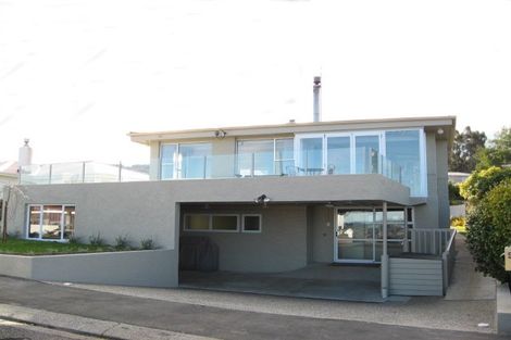 Photo of property in 2/7 Calypso Place, Rothesay Bay, Auckland, 0630