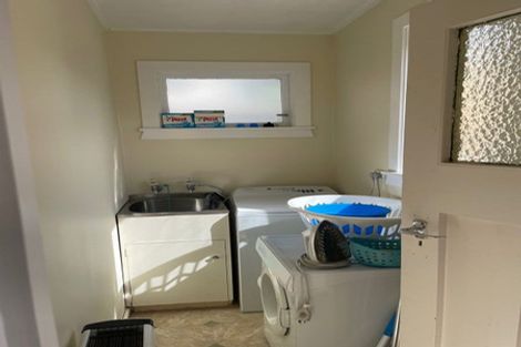 Photo of property in 11-13 Pritchard Street, Newlands, Wellington, 6037