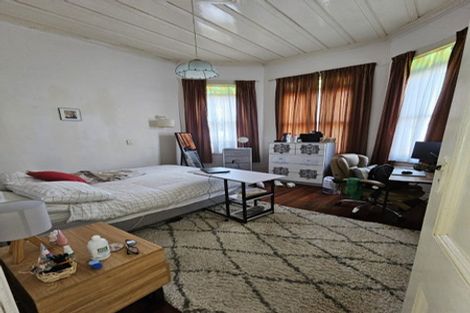 Photo of property in 1/98 Birkenhead Avenue, Birkenhead, Auckland, 0626