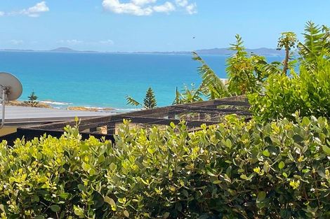 Photo of property in 10 Dudley Crescent, Cable Bay, 0420