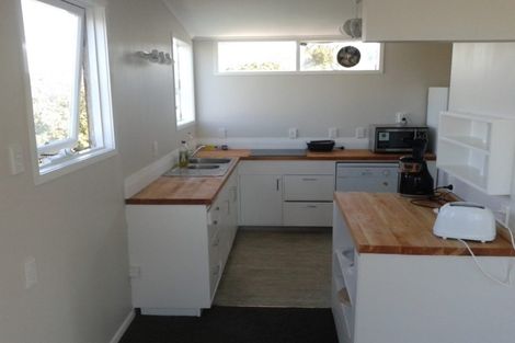 Photo of property in 34 Grove Road, Kelburn, Wellington, 6012
