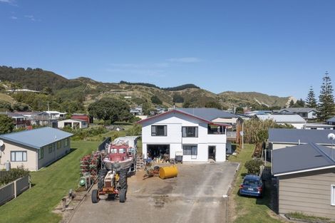 Photo of property in 9 Bill Nolan Place, Mahia, 4198
